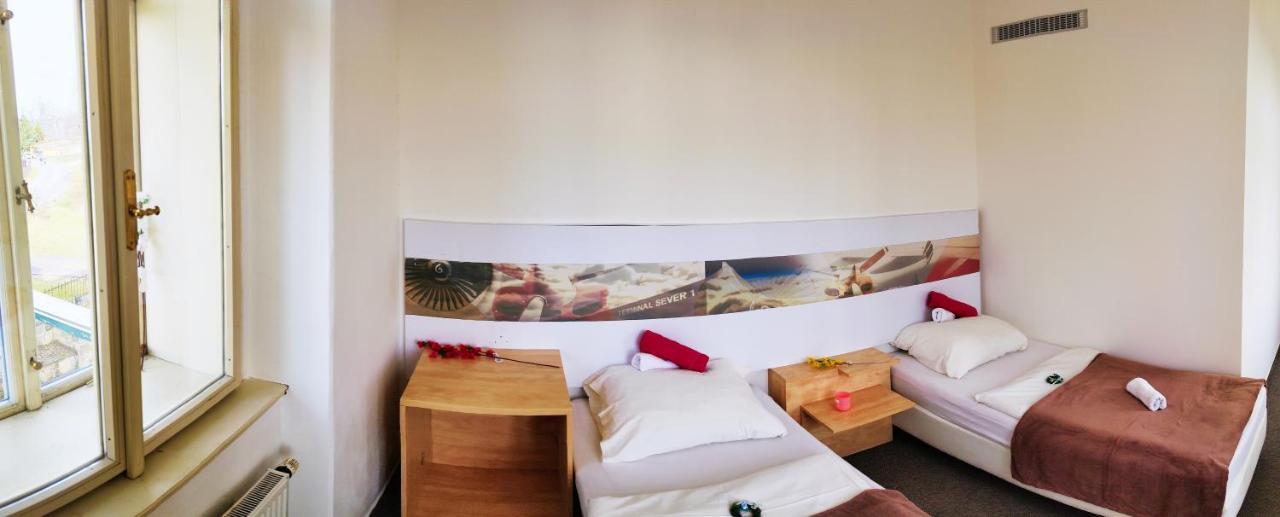 Hotel Stara Skola Mezná 外观 照片