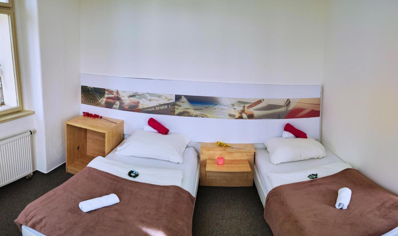 Hotel Stara Skola Mezná 外观 照片
