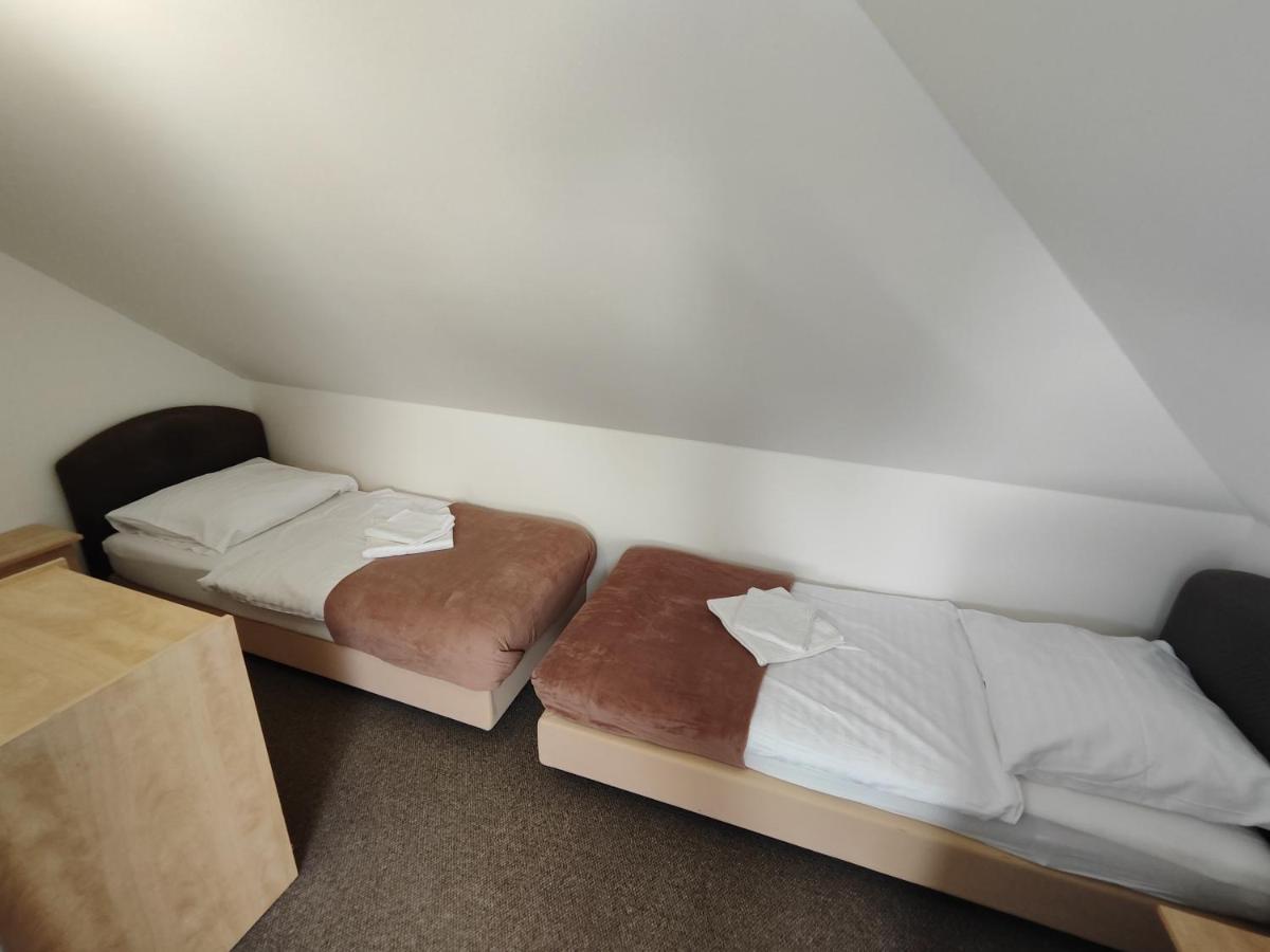 Hotel Stara Skola Mezná 外观 照片