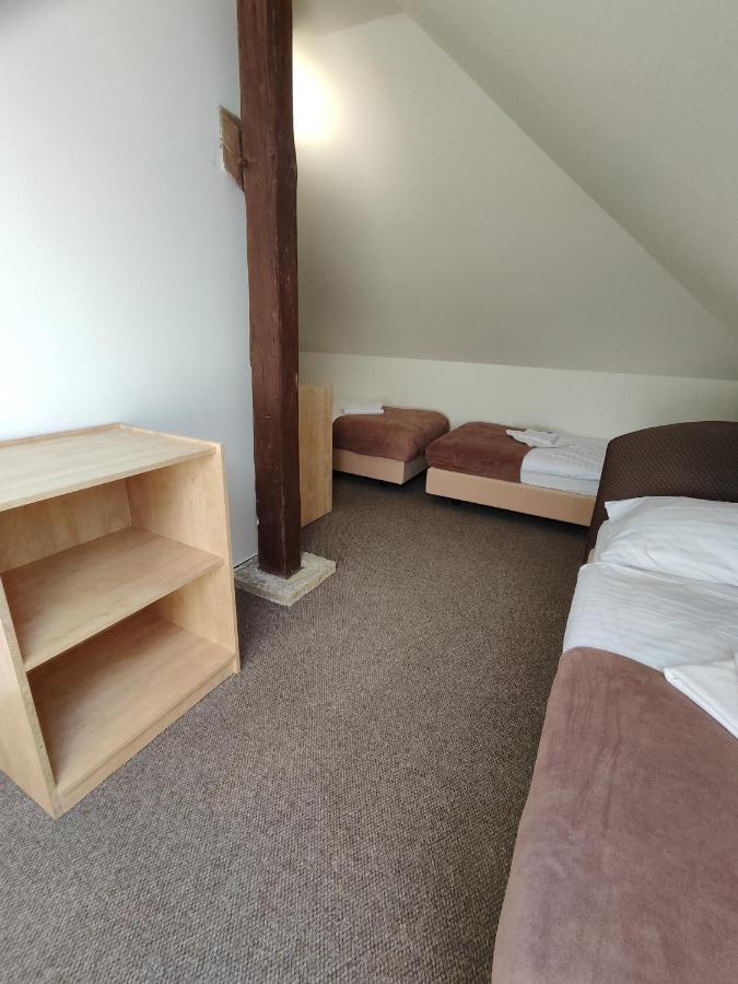 Hotel Stara Skola Mezná 外观 照片