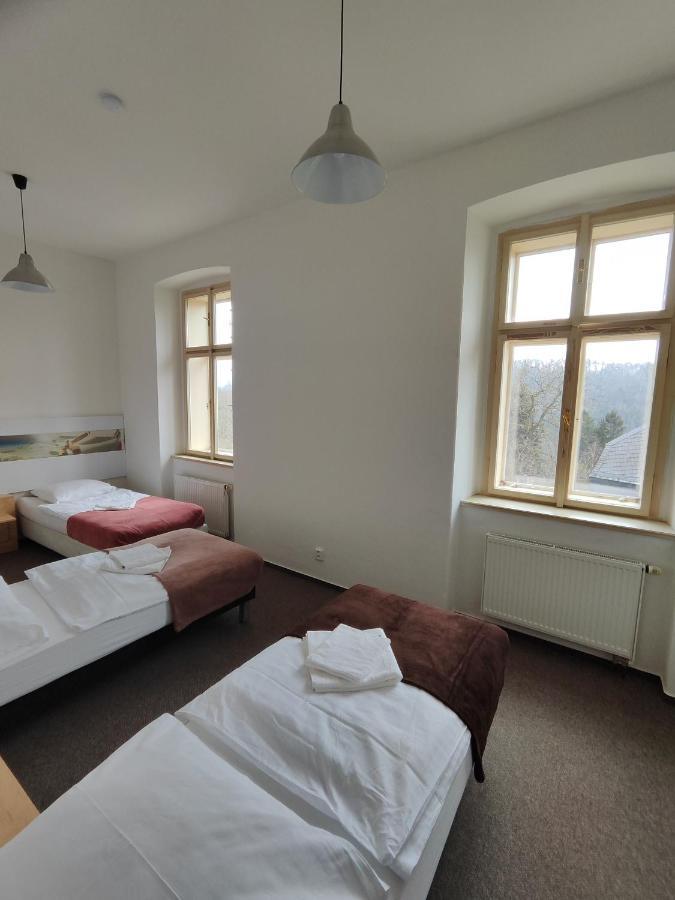 Hotel Stara Skola Mezná 外观 照片
