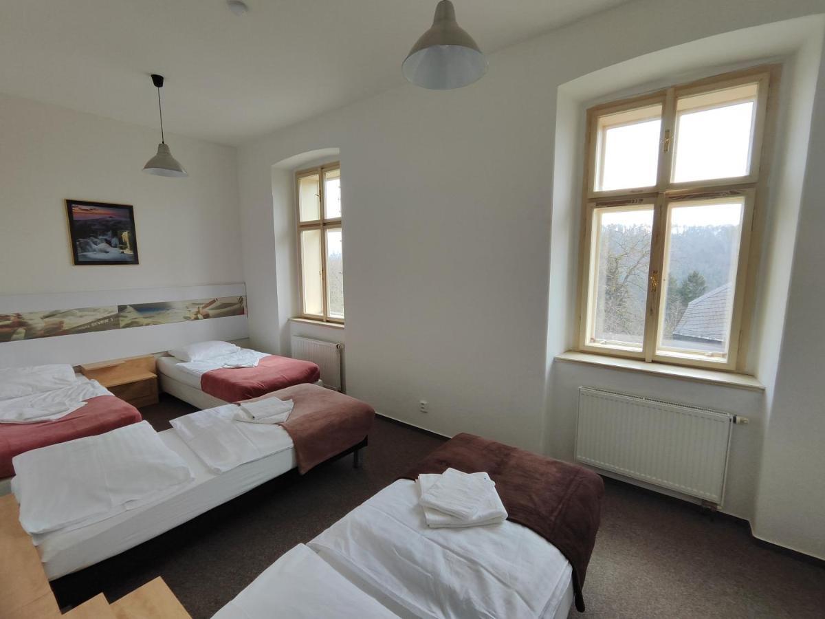 Hotel Stara Skola Mezná 外观 照片